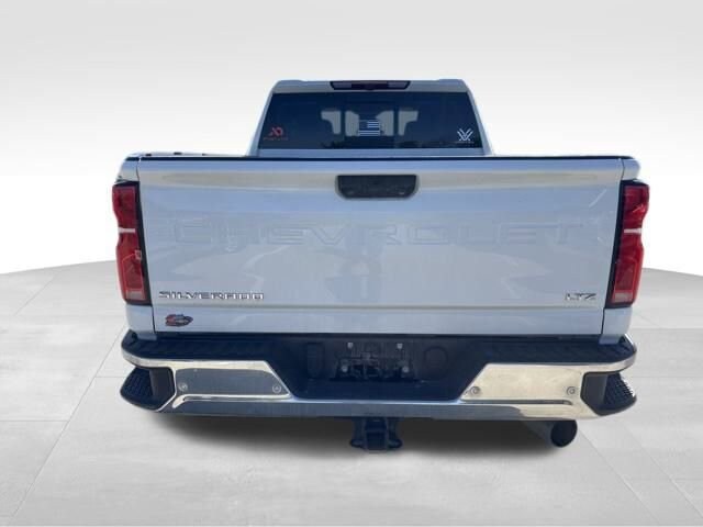 2024 Chevrolet Silverado 2500HD LTZ photo 4