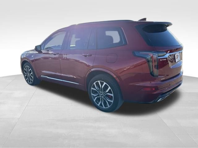 2024 Cadillac XT6 Sport photo 3