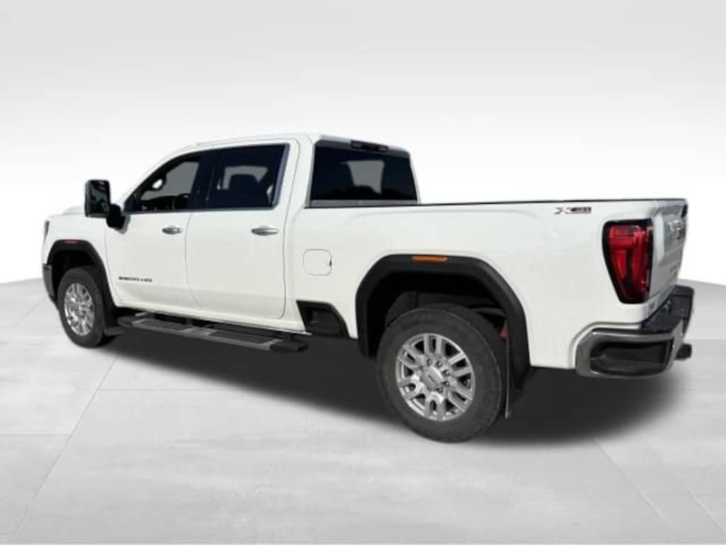 Used 2022 GMC Sierra 2500 HD SLT Truck