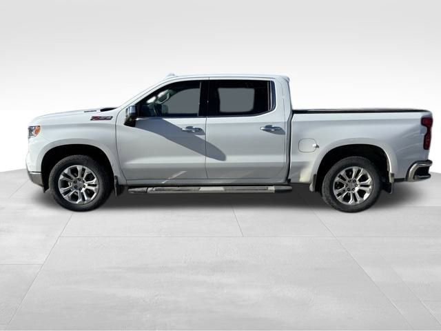 2024 Chevrolet Silverado 1500 LTZ photo 2