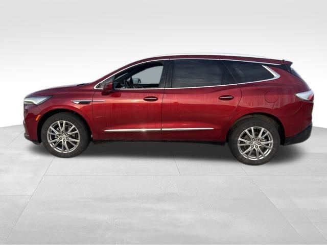 2023 Buick Enclave Essence photo 2