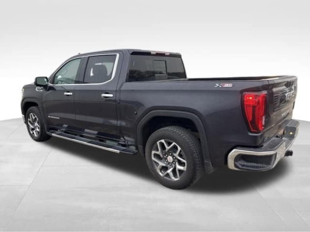 Used 2025 GMC Sierra 1500 SLT Truck