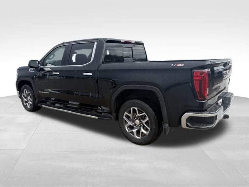 Used 2024 GMC Sierra 1500 SLT Truck