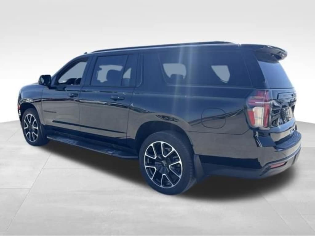 Used 2024 Chevrolet Suburban RST SUV