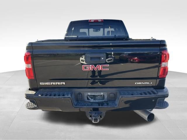 2017 Gmc Sierra 3500 HD Denali photo 4