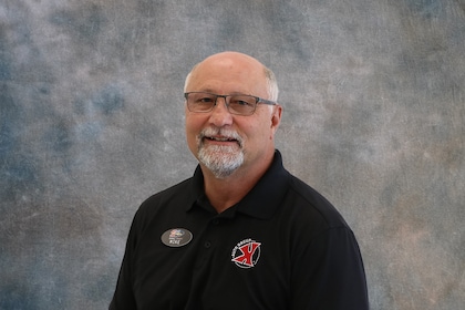 Staff member Mike Carter from ID_5a980cac110f