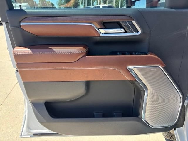 2024 GMC Sierra 3500HD Denali Ultimate - Photo 19