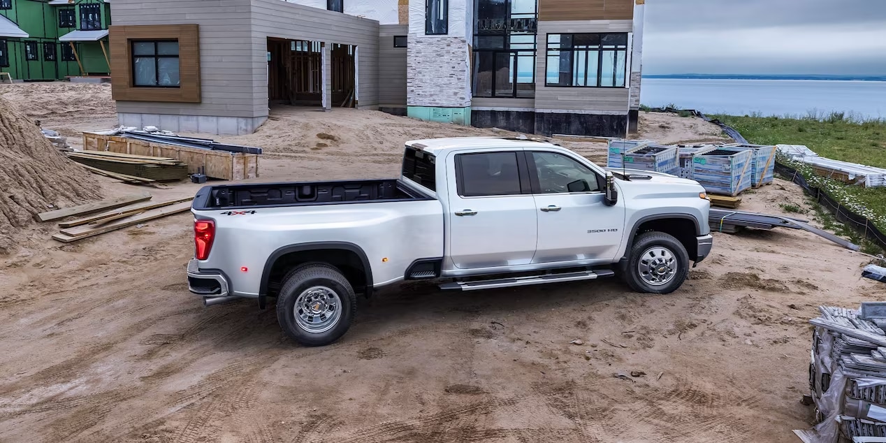 2024 Silverado 3500HD Karl Chevrolet