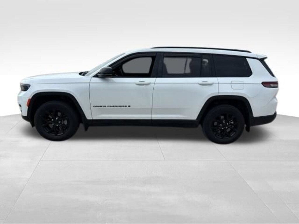 Used 2024 Jeep Grand Cherokee L Altitude 4x4 SUV