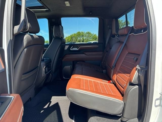 2024 GMC Sierra 3500HD Denali Ultimate - Photo 21