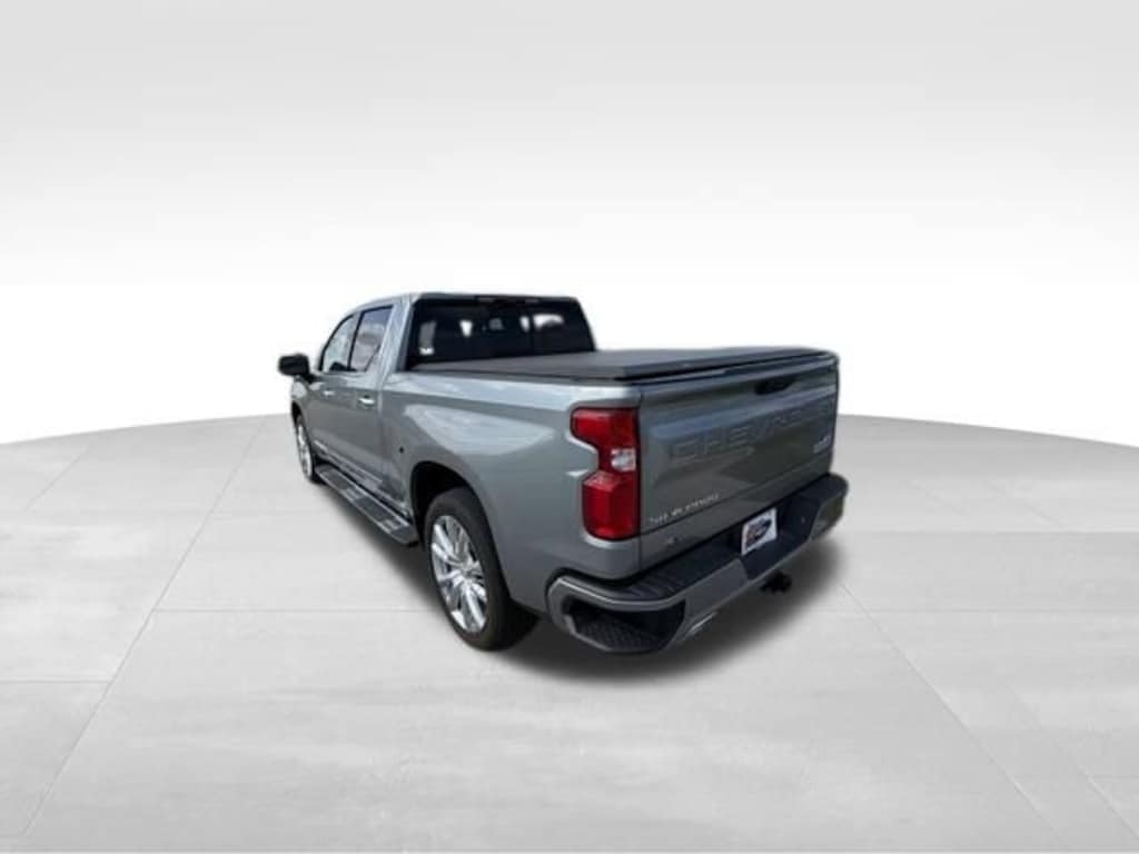 Used 2025 Chevrolet Silverado 1500 High Country Truck Crew Cab