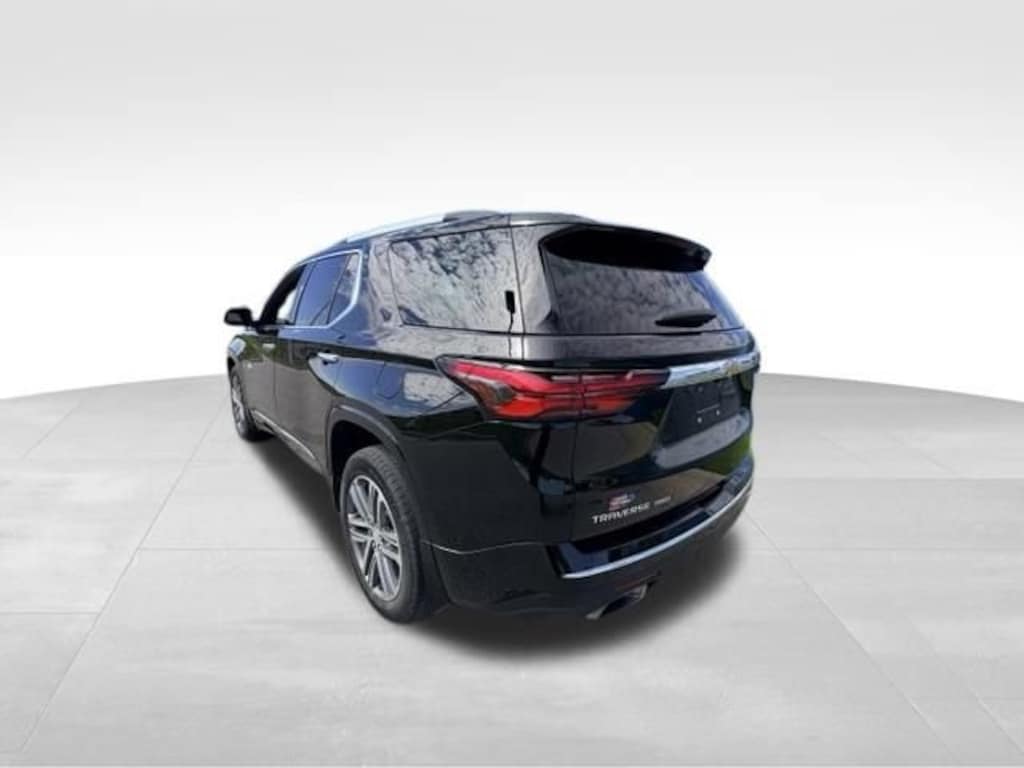 Used 2023 Chevrolet Traverse High Country SUV