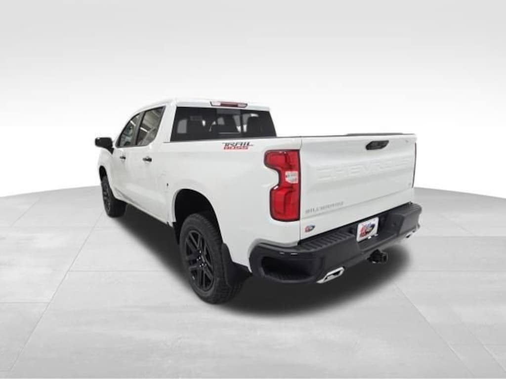 New 2026 Chevrolet Silverado 1500 LT Trail Boss Truck Crew Cab