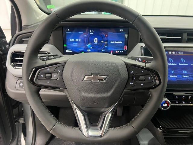 2027 Chevrolet Bolt LT - Photo 7