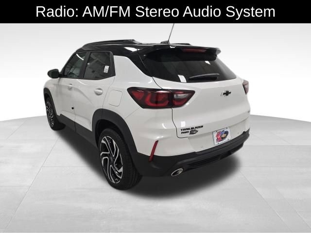 2026 Chevrolet Trailblazer RS photo 2