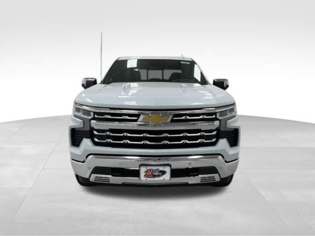 New 2026 Chevrolet Silverado 1500 LTZ Truck Crew Cab