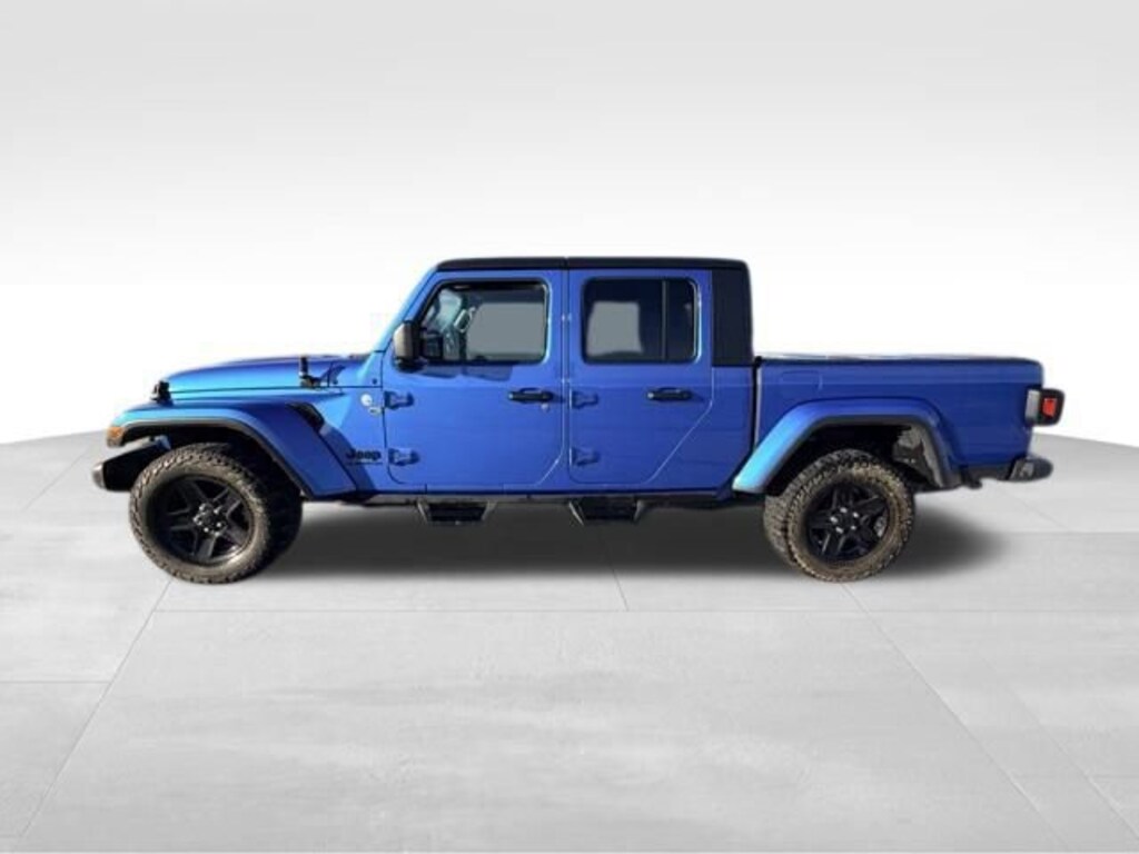 Used 2021 Jeep Gladiator Sport S 4x4 Truck Crew Cab