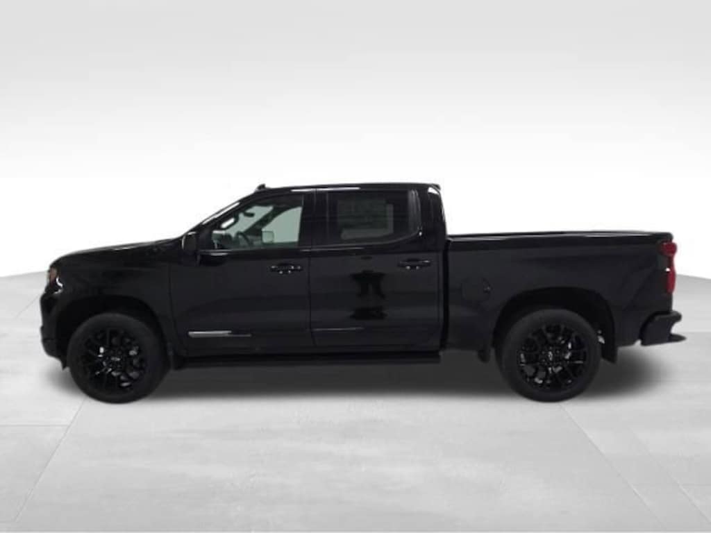 New 2026 Chevrolet Silverado 1500 High Country Truck Crew Cab