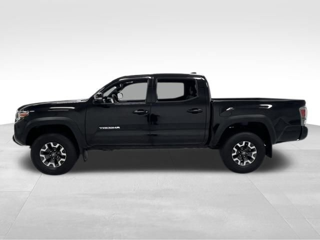 2020 Toyota Tacoma TRD Off-Road 4x4 photo 2