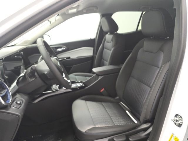 2026 Chevrolet Trax LT - Photo 19