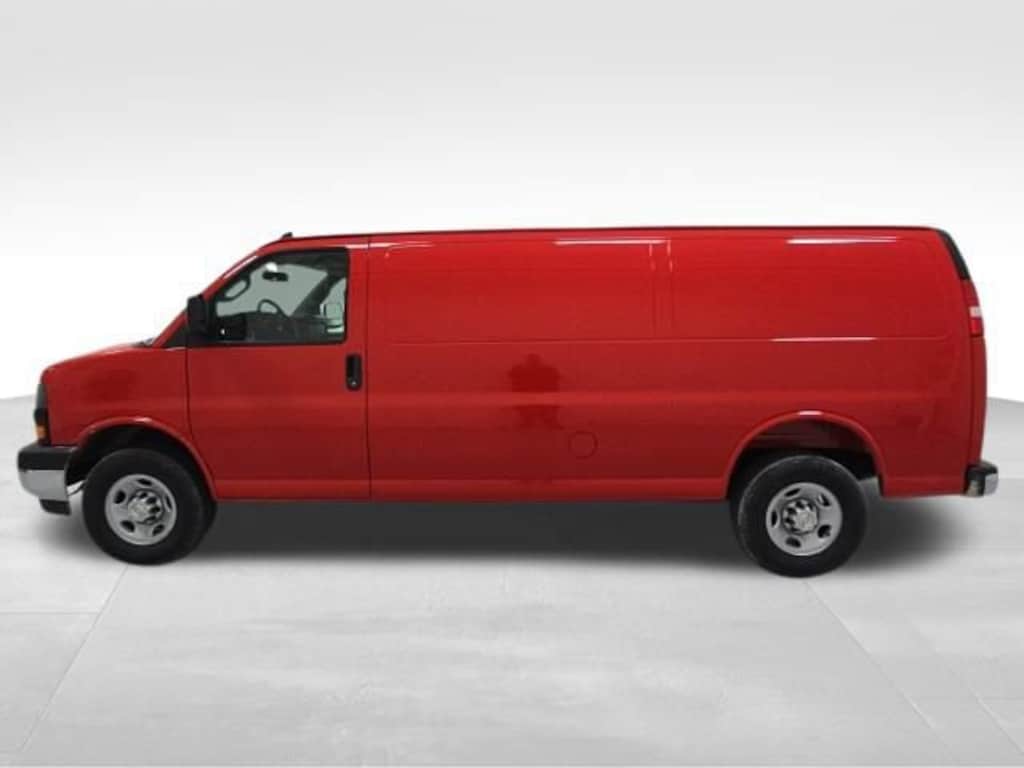 New 2026 Chevrolet Express Cargo 3500 1WT Van