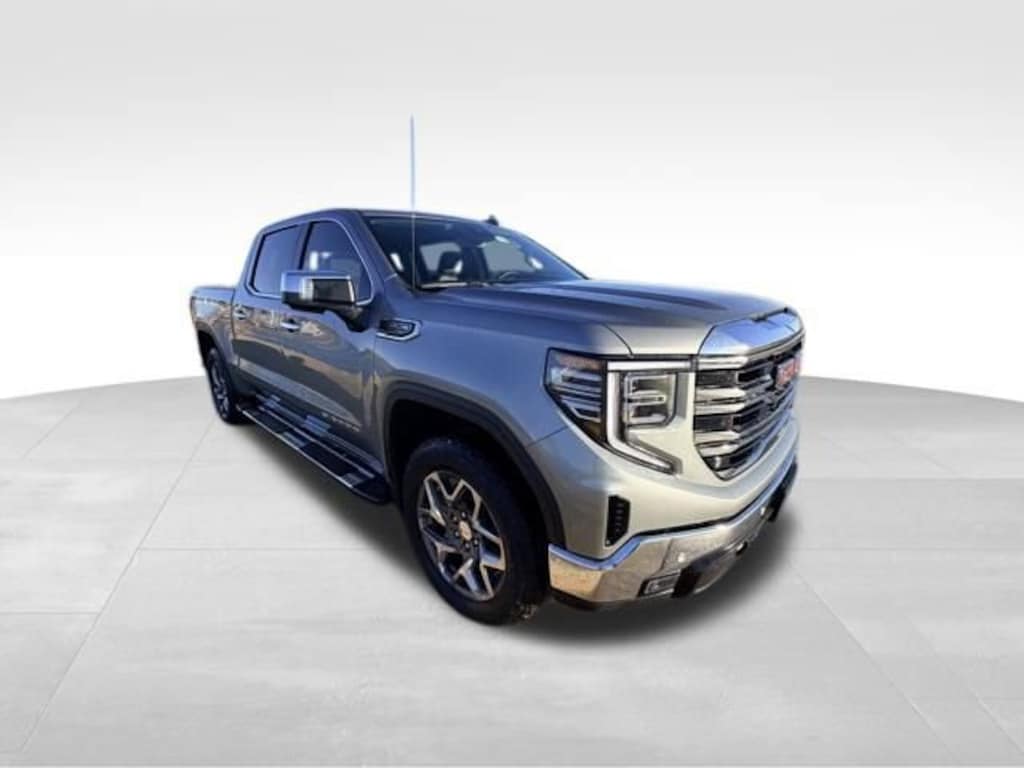 Used 2025 GMC Sierra 1500 SLT Truck Crew Cab