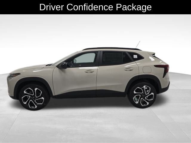 2026 Chevrolet Trax photo 2