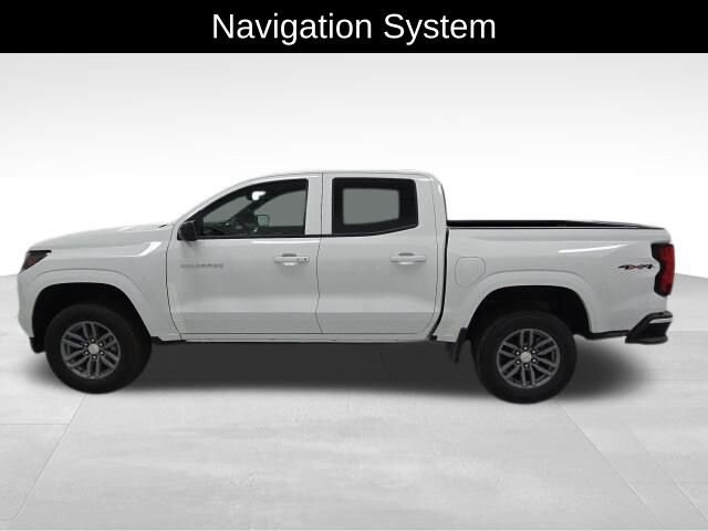 2026 Chevrolet Colorado LT photo 2