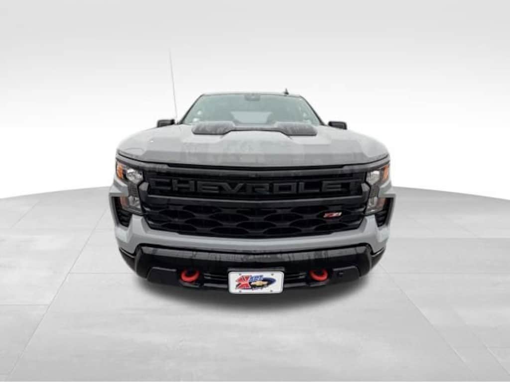 Used 2025 Chevrolet Silverado 1500 Custom Trail Boss Truck Crew Cab