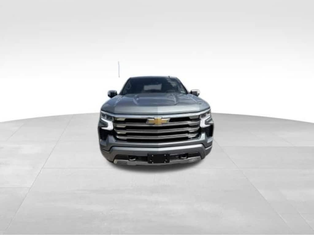 Used 2025 Chevrolet Silverado 1500 High Country Truck Crew Cab