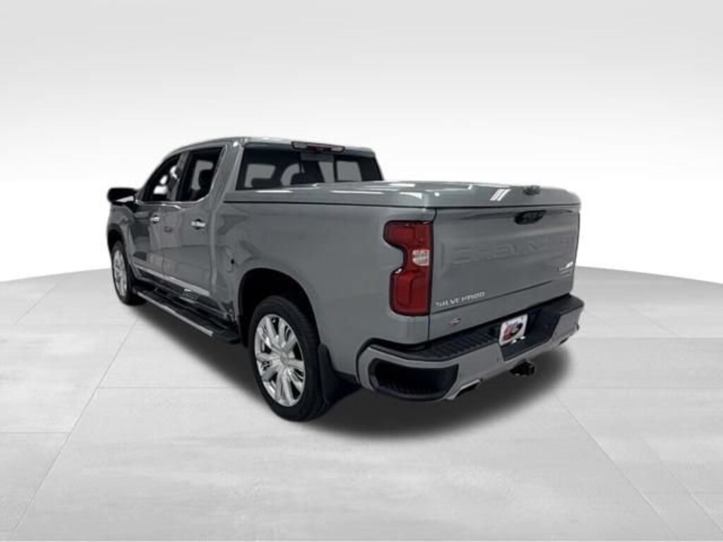 Used 2025 Chevrolet Silverado 1500 High Country Truck Crew Cab