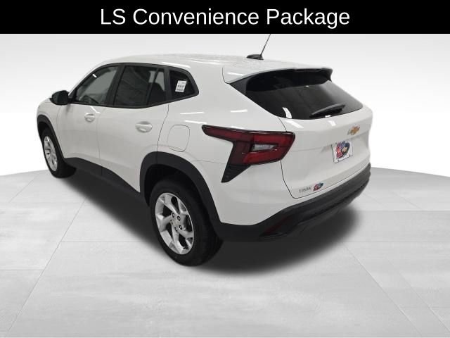 2026 Chevrolet Trax LS photo 3