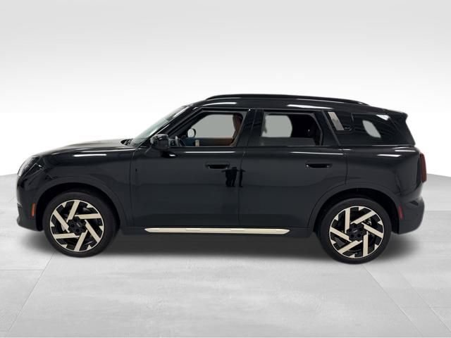 2025 Mini Countryman S ALL4 photo 2