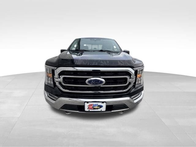 2021 Ford F-150 XLT photo 3