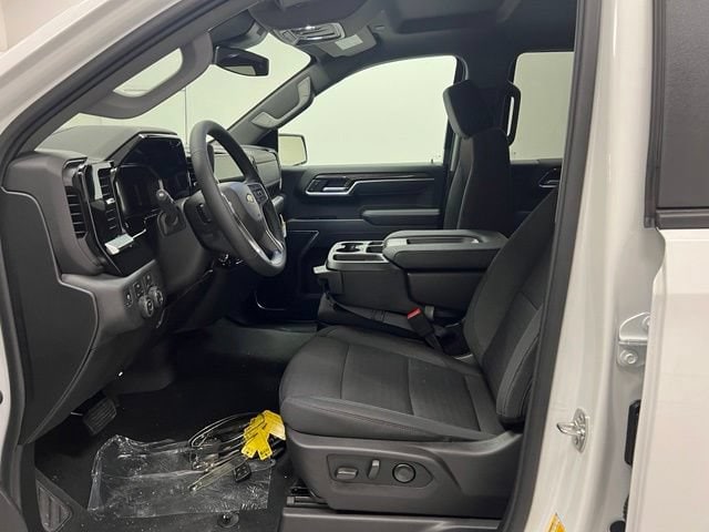 2026 Chevrolet Silverado 1500 LT - Photo 6