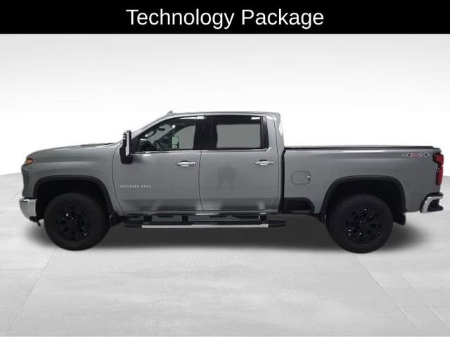 2025 Chevrolet Silverado 2500HD LTZ photo 2