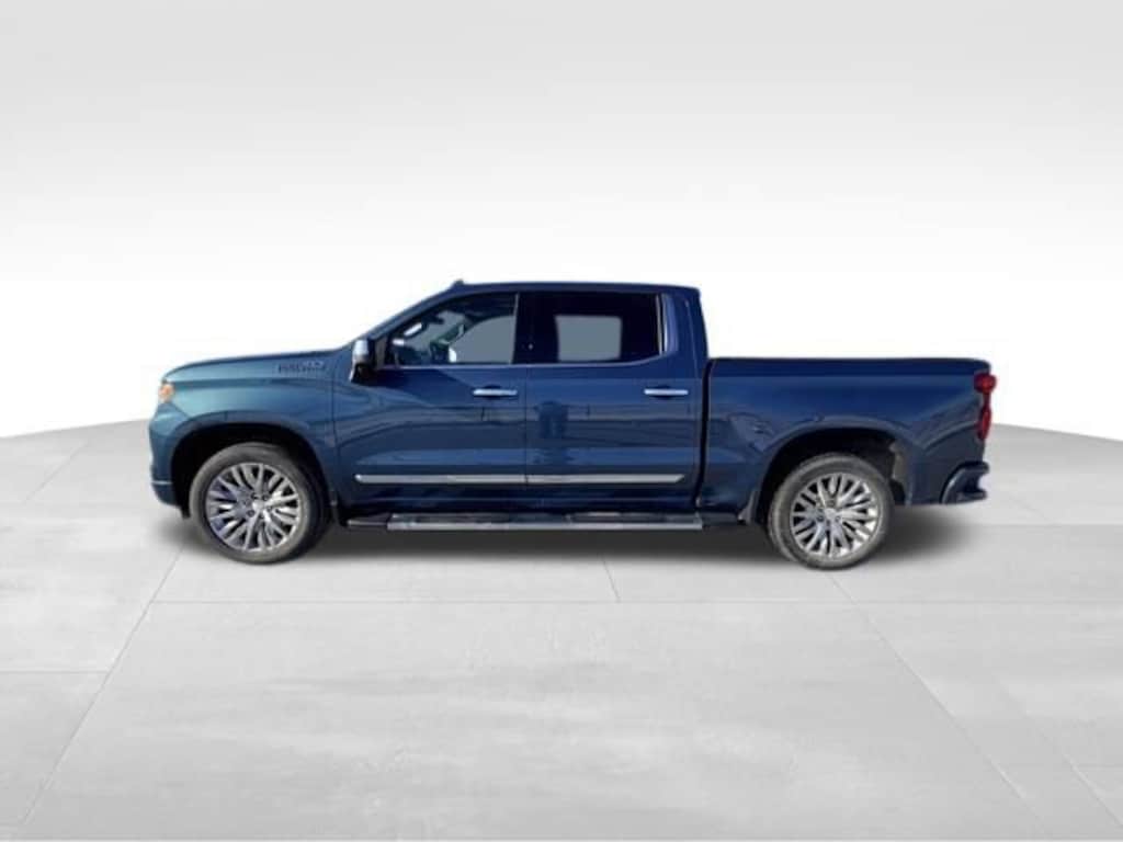 Used 2024 Chevrolet Silverado 1500 High Country Truck Crew Cab