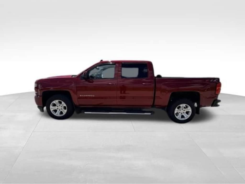 Used 2018 Chevrolet Silverado 1500 LT Truck Crew Cab