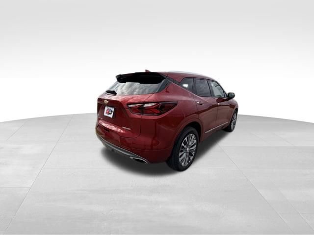 2021 Chevrolet Blazer Premier photo 2