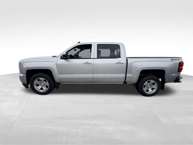2018 Chevrolet Silverado 1500 LT photo 3