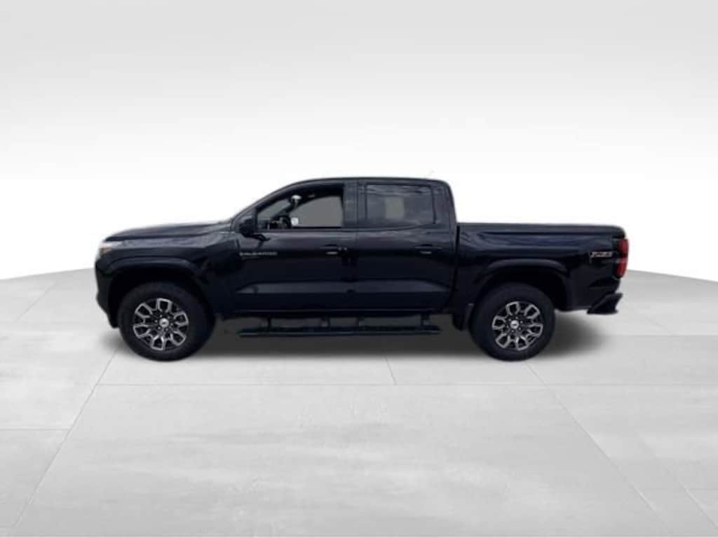 Used 2024 Chevrolet Colorado Z71 Truck Crew Cab