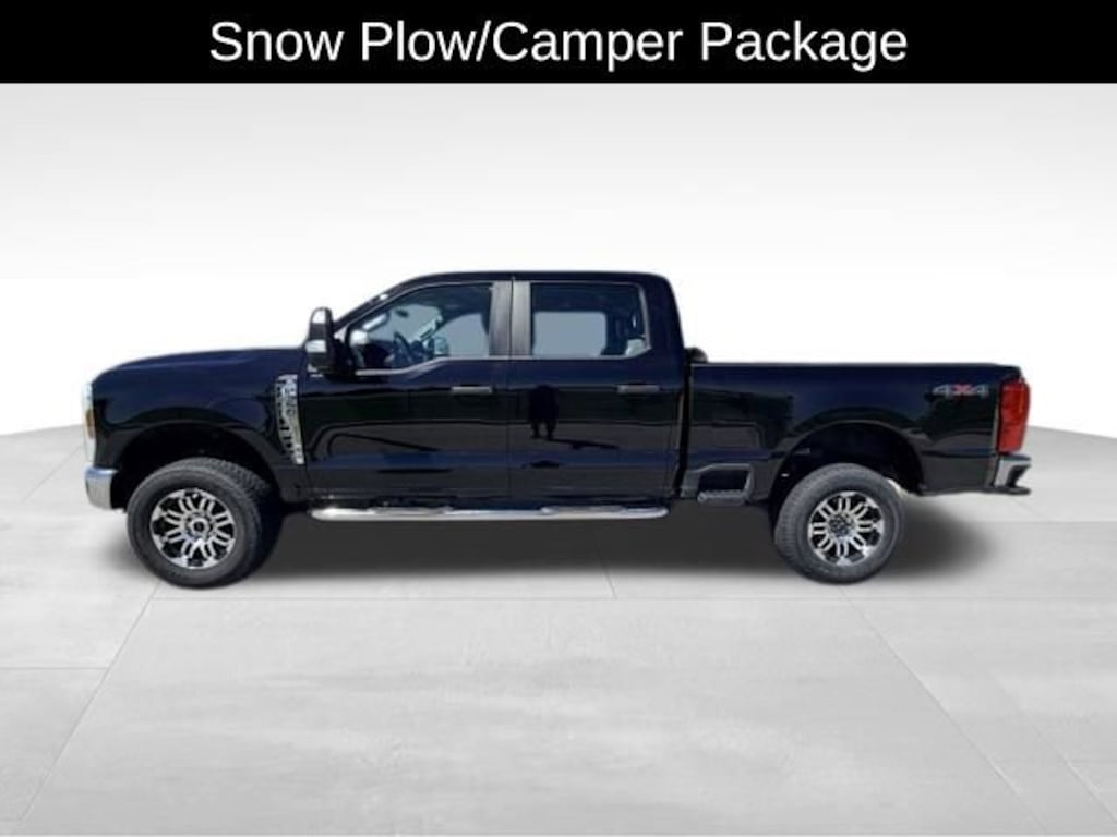 Used 2024 Ford F-350 XL Truck Crew Cab