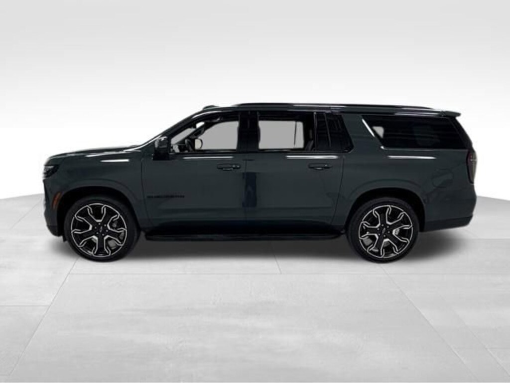 Used 2025 Chevrolet Suburban RST SUV