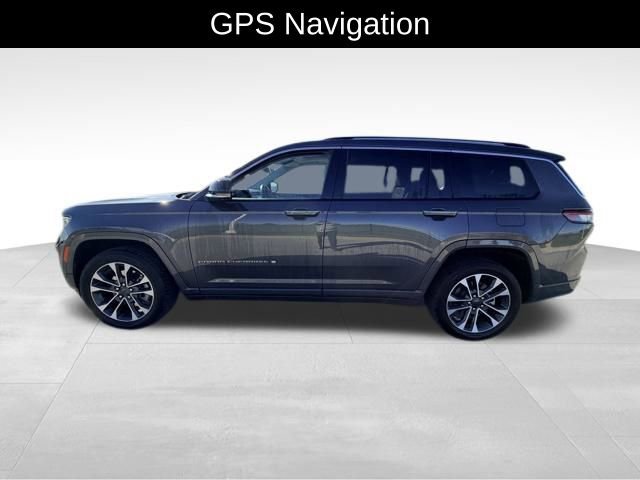 2021 Jeep Grand Cherokee Overland photo 3