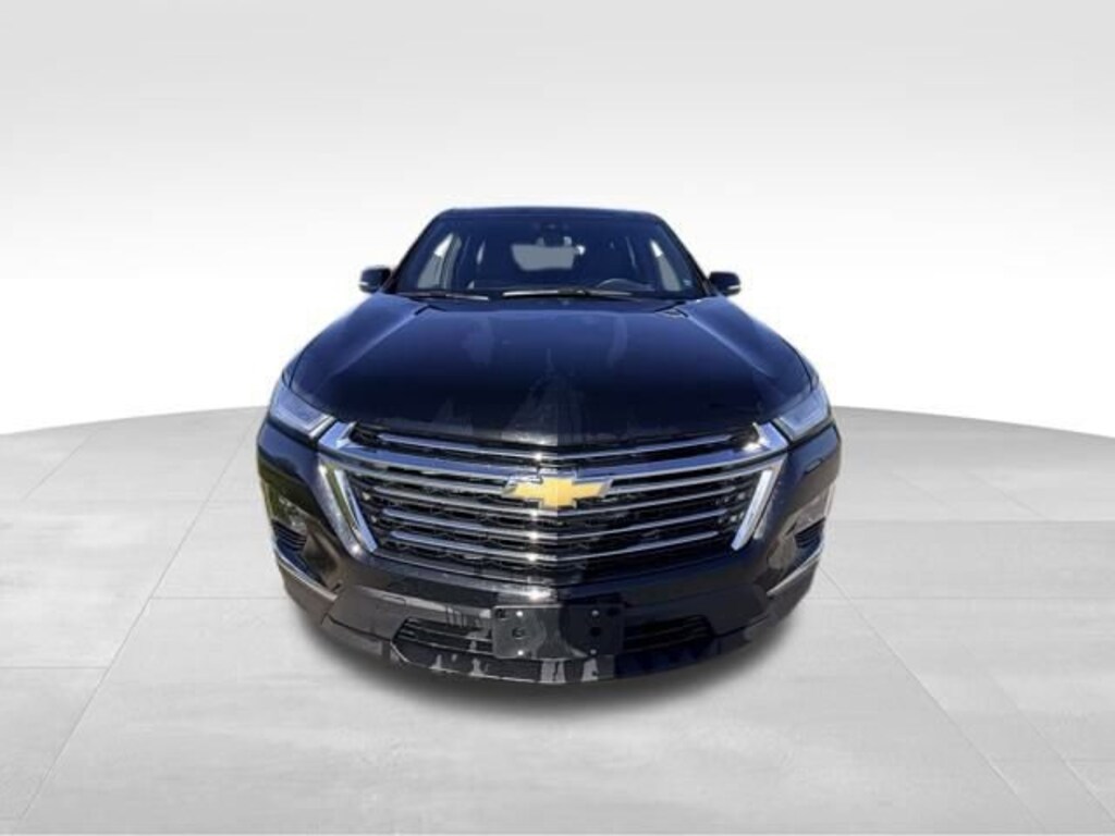 Used 2023 Chevrolet Traverse LT Cloth SUV