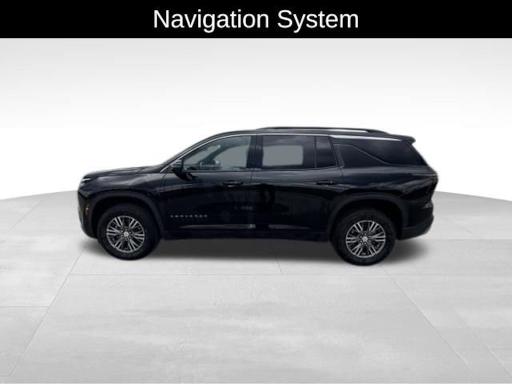 Used 2024 Chevrolet Traverse LT SUV
