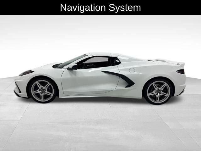 2024 Chevrolet Corvette Stingray 2LT photo 3