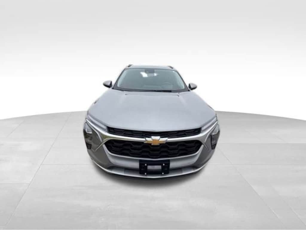 Used 2024 Chevrolet Trax LT SUV