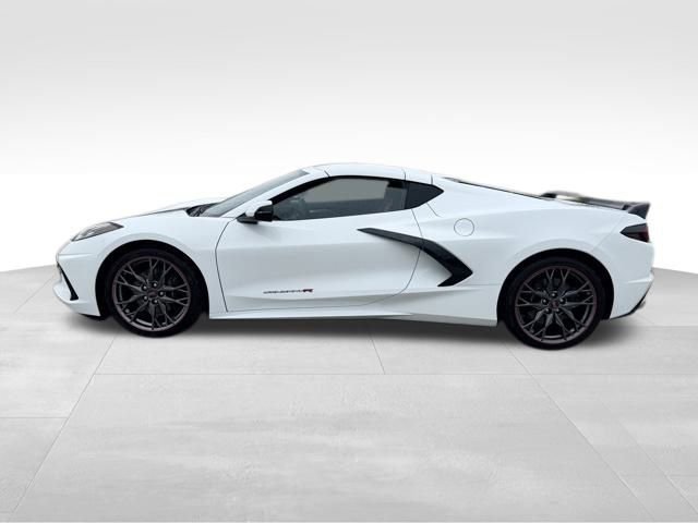 2024 Chevrolet Corvette Stingray 2LT photo 3