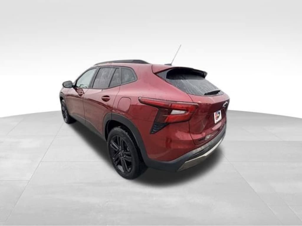 Used 2024 Chevrolet Trax Activ SUV